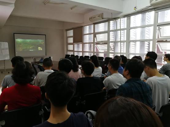 20180511上午观看厉害了我的国.jpg